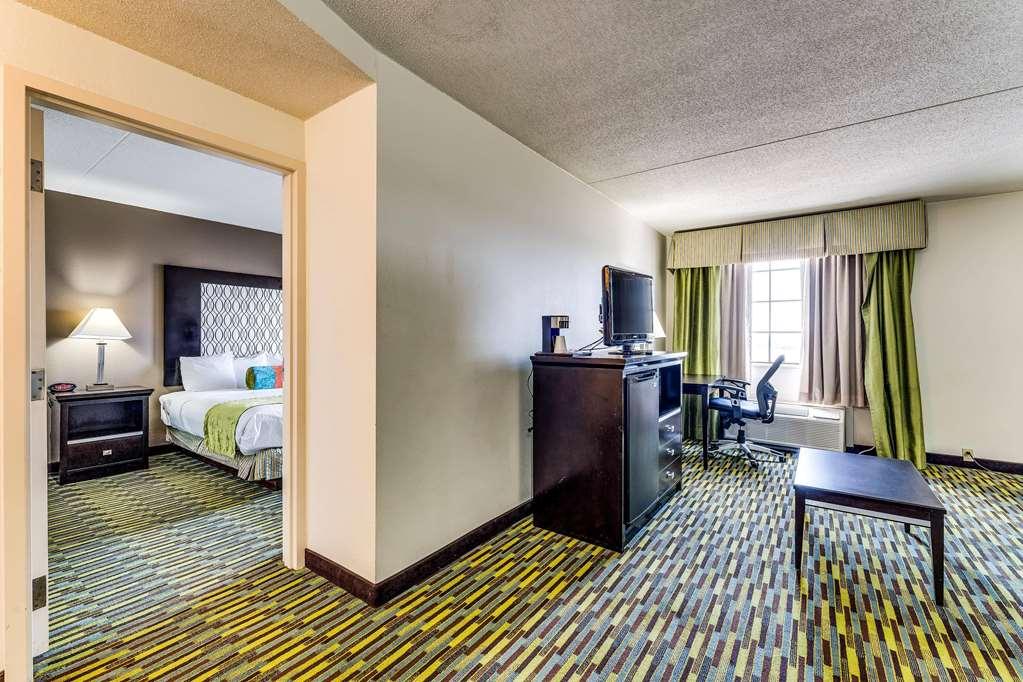 Hotel Wyndham Garden Wichita Downtown Zimmer foto